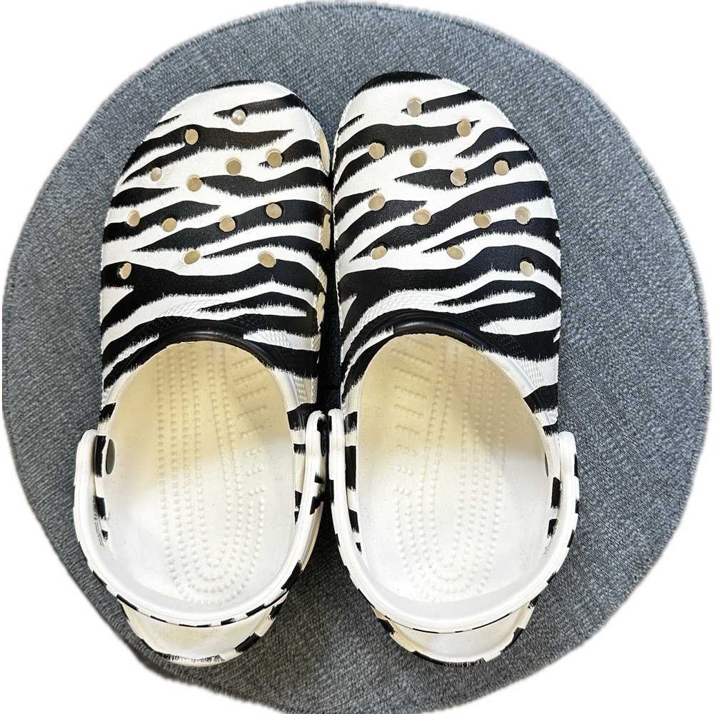 NWOT Crocs Classic Zebra Animal Print Clogs